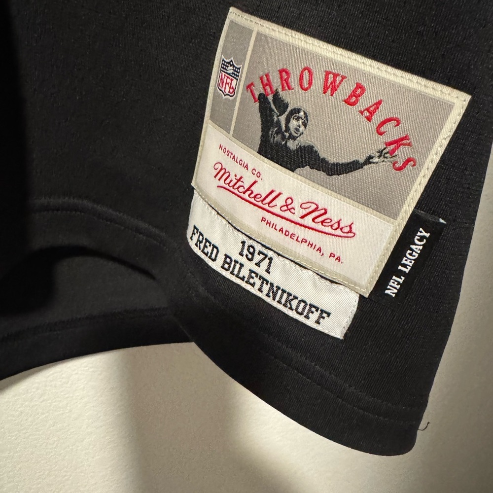 Mitchell & Ness Throwbacks Black Jersey - image 3